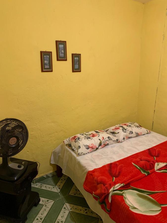 Quinca'S Hostel Ленсойс Экстерьер фото