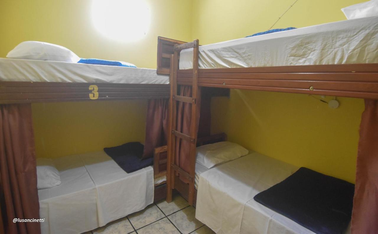 Quinca'S Hostel Ленсойс Экстерьер фото